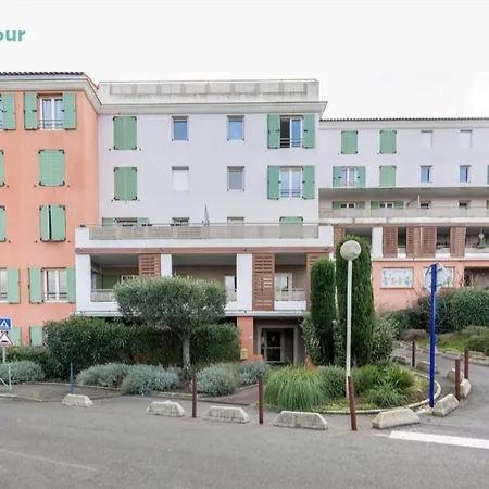 Studio Refait à Neuf * Fréjus