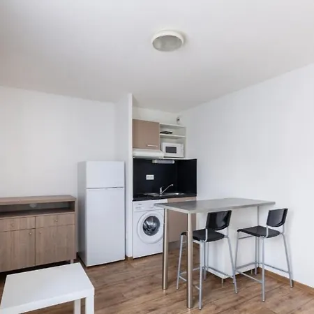 Studio Refait à Neuf *