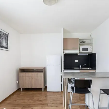 Studio Refait à Neuf Fréjus