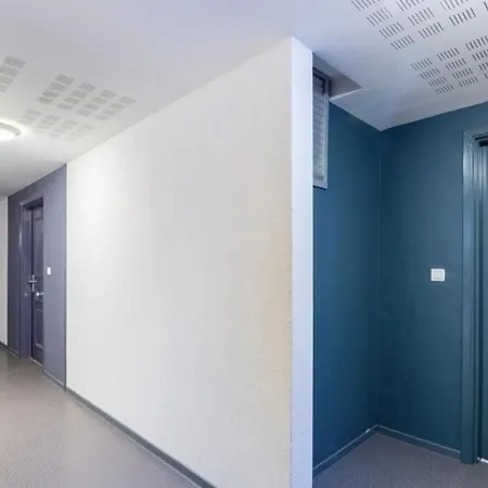 Studio Refait à Neuf Appartement Fréjus