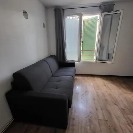 Studio Refait à Neuf Fréjus